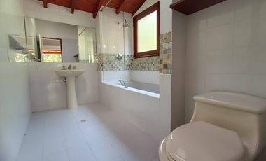 ARRIENDO de CASAS en ENVIGADO