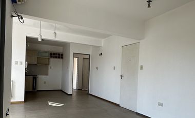 DEPARTAMENTO DE 3 AMBIENTES FRENTE AL PARQUE