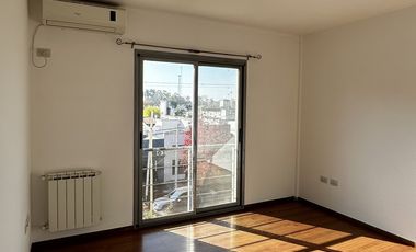 DEPARTAMENTO DE 3 AMBIENTES FRENTE AL PARQUE