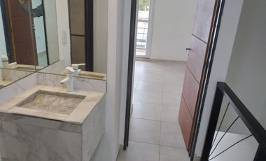 PARQUE CAPITAL, MEJOR ZONA.- DUPLEX INTERNO CON INGRESO COMPARTIDO.-