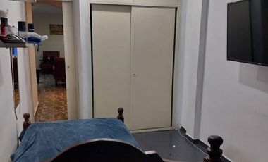 CASA 3 HAB. CON IMPORTANTE LOCAL GONZALEZ CATAN