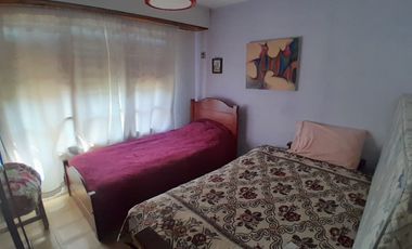 CASA MAS DEPARTAMENTO. ZONA ITUZAINGO Y TANDIL