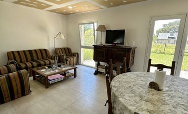 Casa 3 ambientes Acantilados