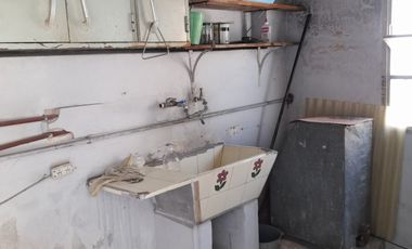 VENTA - CASA 2 AMBIENTES