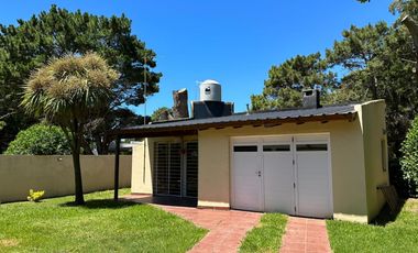Chalet 4 Ambientes + Quincho Independiente