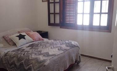 **CASA + DEPARTAMENTO (MULTIFAMILIAR) EN FLORENCIO SANCHEZ**
