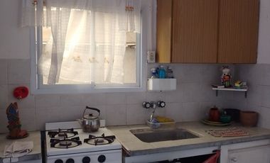 **CASA + DEPARTAMENTO (MULTIFAMILIAR) EN FLORENCIO SANCHEZ**