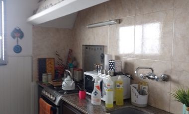 **CASA + DEPARTAMENTO (MULTIFAMILIAR) EN FLORENCIO SANCHEZ**