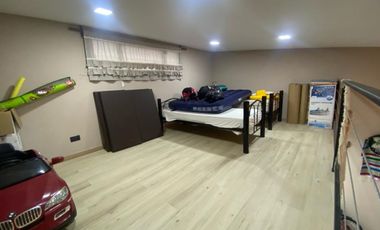 Amplio chalet de 4 ambientes con pileta climatizada