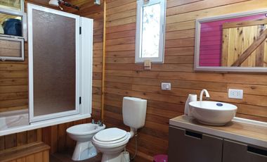 Casa en Venta estilo cabaÃ±a cerca del Salto Alegre