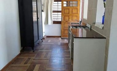 Casa 3 ambientes con parque