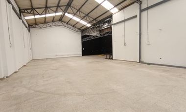 BODEGA EN ARRIENDO UBICADA EN EL CARMEN DE VIBORAL SECTOR CENTRO