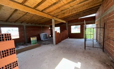 Venta Casa Multifamiliar en Ezeiza