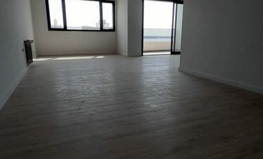 En venta piso tres dormitorios zona parque !