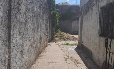 CASA A REFACCIONAR lote de 235M2  CENTRO DE JOSE C PAZ