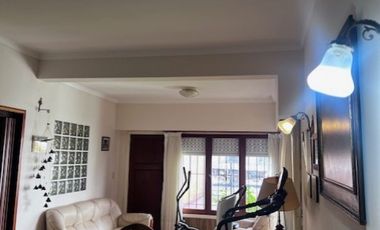 VENTA CHALET DESARROLLADO EN UNA SOLA PLANTA, CON PARQUE Y PATIO,  ZONA NUEVA POMPEYA, a 7 cuadras del mar