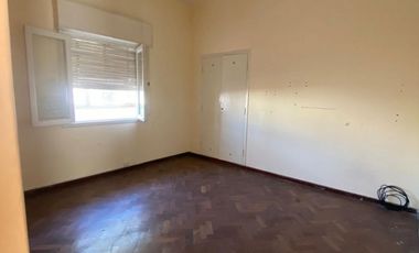 Departamento calle Caseros y Balcarce micro centro