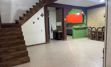 EXCELENTE Y UBICADISIMA CASA EN VENTA EN NEZAHUALCÓYOTL
