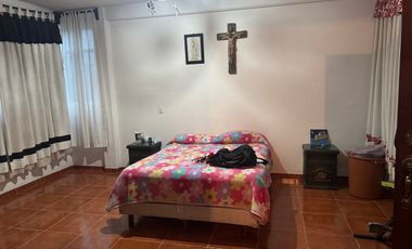 EXCELENTE Y UBICADISIMA CASA EN VENTA EN NEZAHUALCÓYOTL