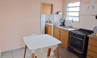 IMPECABLE DEPARTAMENTO CENTRICO