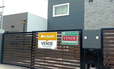 **HERMOSO y COMODO DUPLEX 4 AMBIENTES Â¡APTO CREDITO! EN COLINAS DE PERALTA RAMOS**