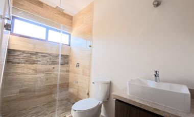 VENTA DE CASA EN MÉRIDA EN PRIVADA, 4 HABITACIONES