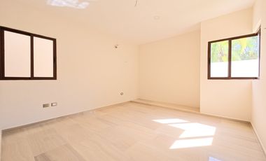 VENTA DE CASA EN MÉRIDA EN PRIVADA, 4 HABITACIONES