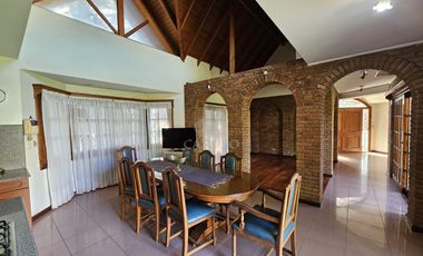 Chalet en Barrio Parque Calchaqui - QUILMES OESTE