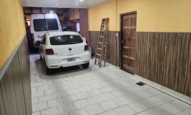 Chalet 3 ambientes - Lorenzini y Valencia