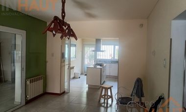 Venta de Casa de 2 habitaciones área centro