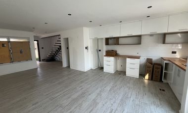 PUNTA MOGOTES!! DUPLEX 3 AMB. C/BALCON-BÃO-TOILETTE-TROTADORA-PATIO-PARQUE-A ESTRENAR!!