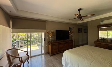 Pinamar, venta de casa en barrio La Herradura con seguridad las 24 hs