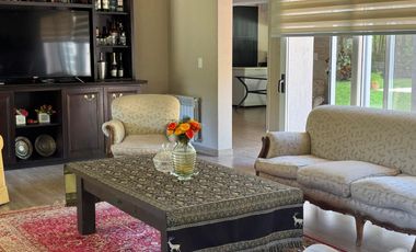 Pinamar, venta de casa en barrio La Herradura con seguridad las 24 hs