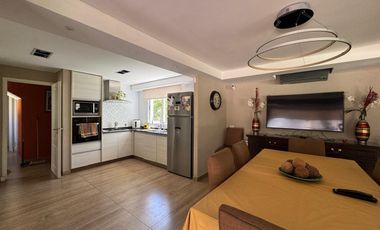 Pinamar, venta de casa en barrio La Herradura con seguridad las 24 hs