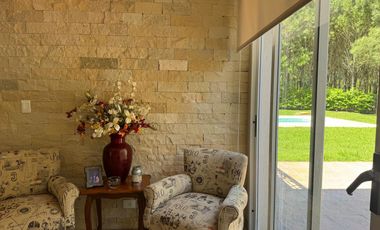 Pinamar, venta de casa en barrio La Herradura con seguridad las 24 hs