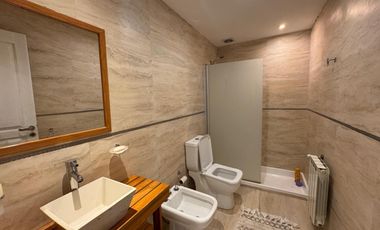 Pinamar, venta de casa en barrio La Herradura con seguridad las 24 hs