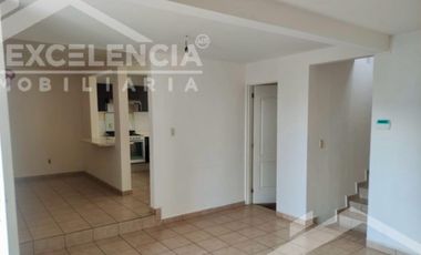 🏡 CASA EN RENTA – COL. DEFENSORES DE PUEBLA