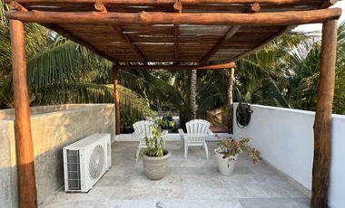 Casa Frente al Mar en San Crisanto, 50 Metros de Playa Privada.