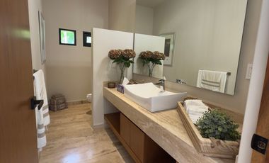 CASA EN VENTA MERIDA, YUCATAN COUNTRY CLUB, ENTREGA INMEDIATA.