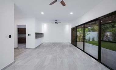 CASA EN VENTA MERIDA, CABO NORTE, ARIETTA, ENTREGA INMEDIATA.