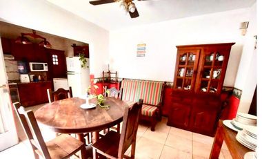 HERMOSA CASA CON TEJAS COLONIALES 3 AMBIENTES CON PILETA Y APTA CREDITO!!! BOUCHARD 872 -MONTE GRANDE-