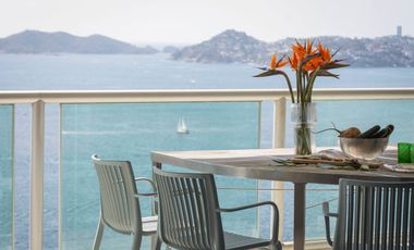 Penthouse Frente al Mar | Piso 28 con Vista a la | Bahía de Acapulco