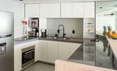 Penthouse Frente al Mar | Piso 28 con Vista a la | Bahía de Acapulco