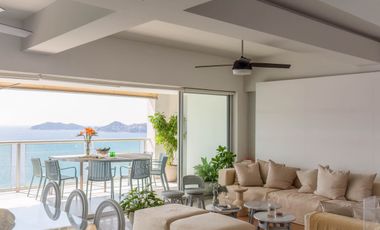 Penthouse Frente al Mar | Piso 28 con Vista a la | Bahía de Acapulco