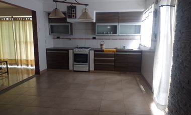 Â¡RETASADO!  **CASA 4 AMBIENTES EN PUNTA MOGOTES**