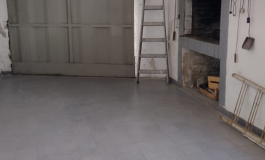 VENDE: Casa Avenida Selva de Montiel