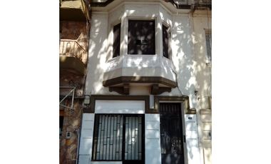 Casa de 2 dormitorios al frente con local, Bv. Rondeau 747