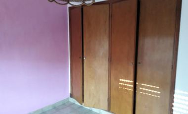 ALQUILER COMERCIAL 24 MESES CHALET 4 AMBIENTES CON DEPENDENCIA EN DOS PLANTAS ZONA JUAN B JUSTO Y CERRITO