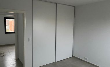 ALQUILER! DUPLEX  EN COLINAS DE MANANTIALES 2 DORMITORIOS