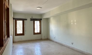 AMPLIA OFICINA EN VENTA EN UBICACION PRIVILEGIADA